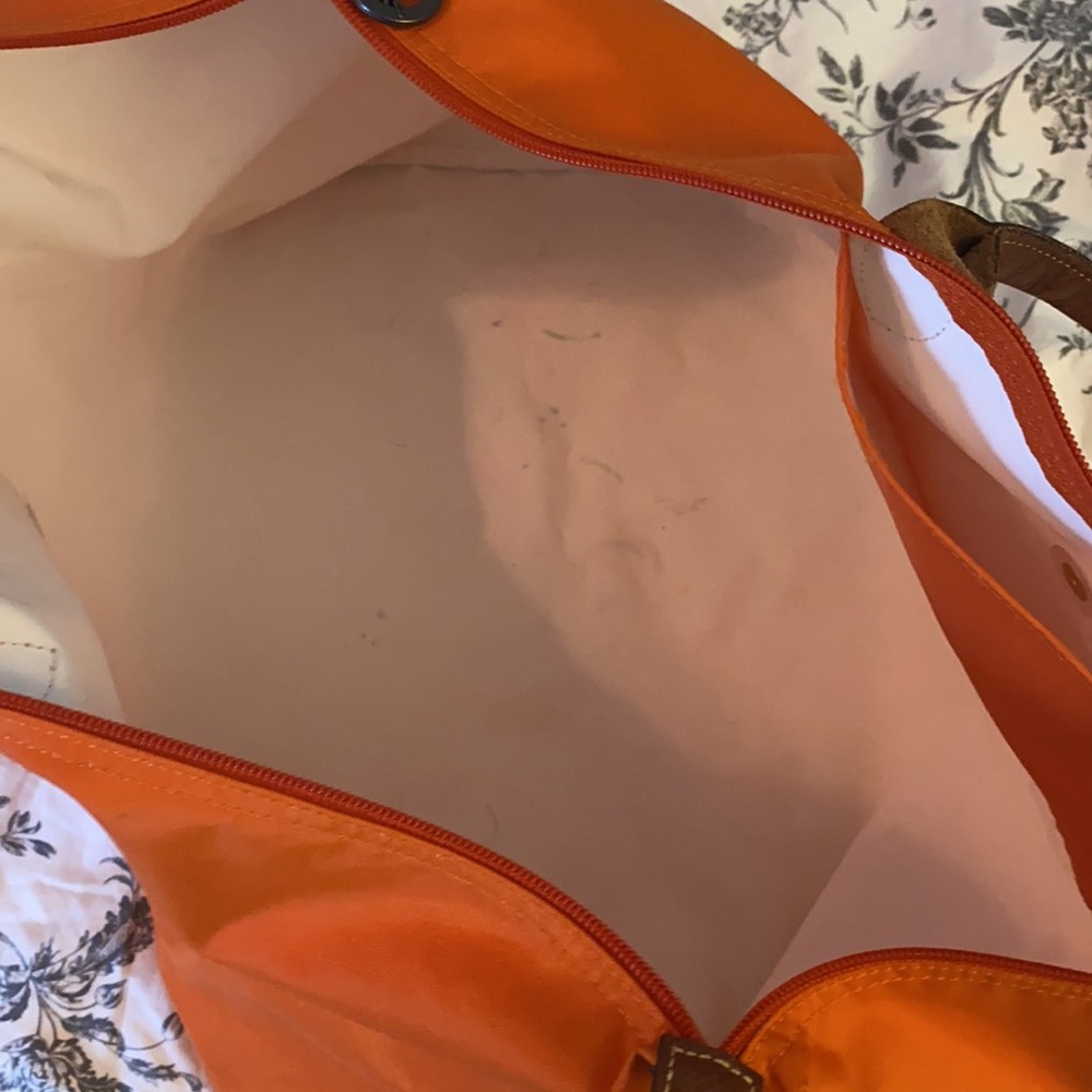 🧡 Longchamp Tote! 🧡 - Picture 8 of 8